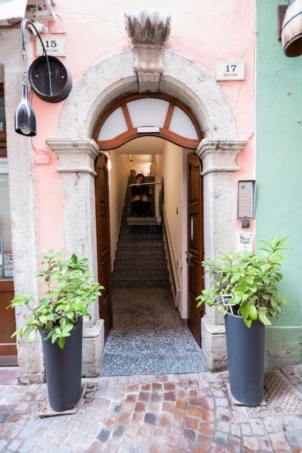Mama Apartments Riva del Garda Exterior photo